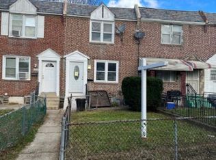 105 Spring Valley Rd, Darby, PA 19023