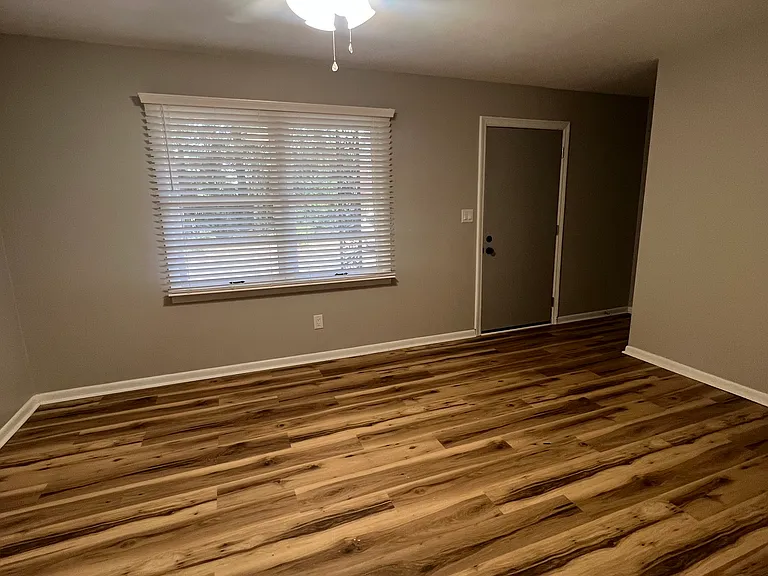 1445 E Lafayette St #6 — Photo 4