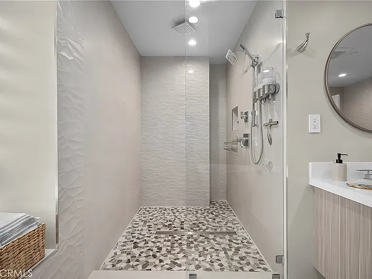14157 Tiara St #101 — Photo 17