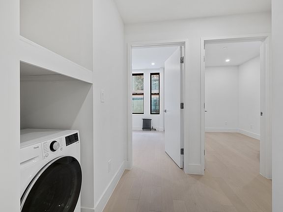 3rd image of 301 W 22nd St APT 7