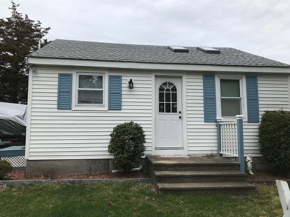 1st image of 11 Red Fox Ln