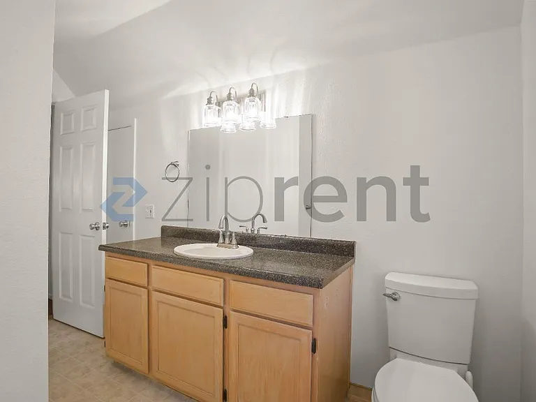 Upstairs Bathroom #1