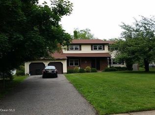 51 Hidden Stream Rd, Freehold, NJ 07728