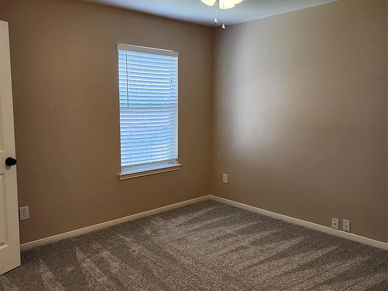 8006 Indian Desert Dr — Photo 21