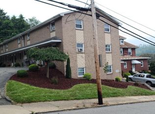 212 Greenside Ave APT 4, Canonsburg, PA 15317
