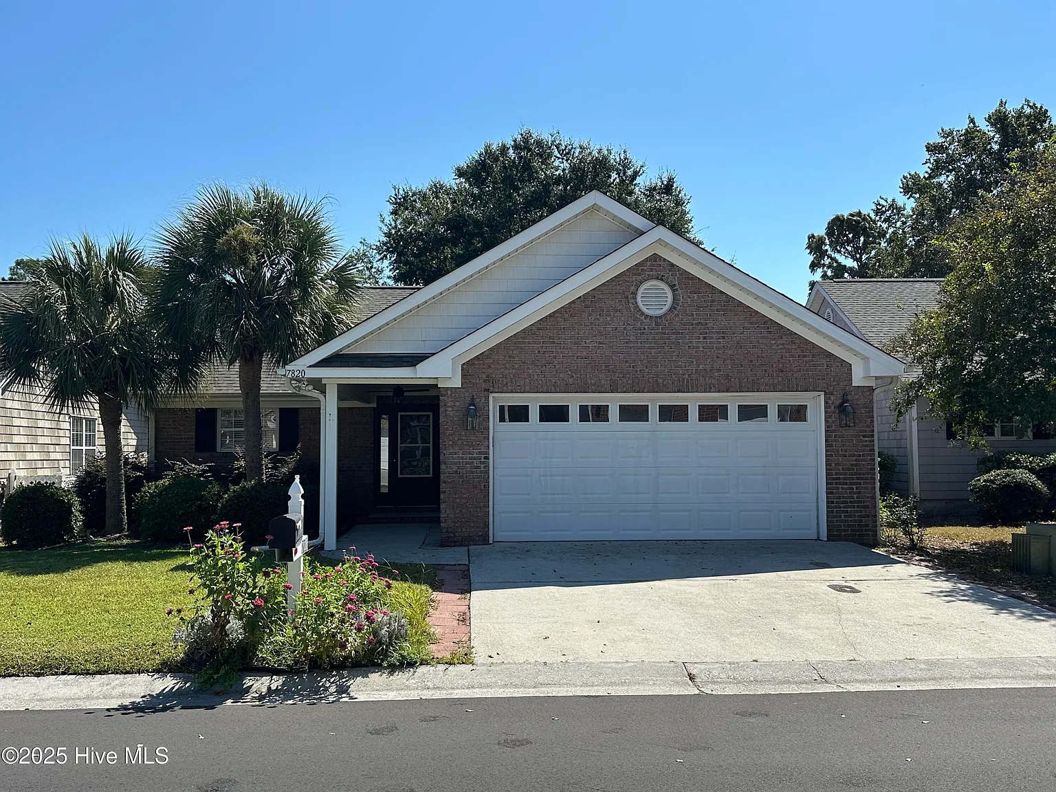 3 bed, 2.0 bath, $2,350 — Photo 1