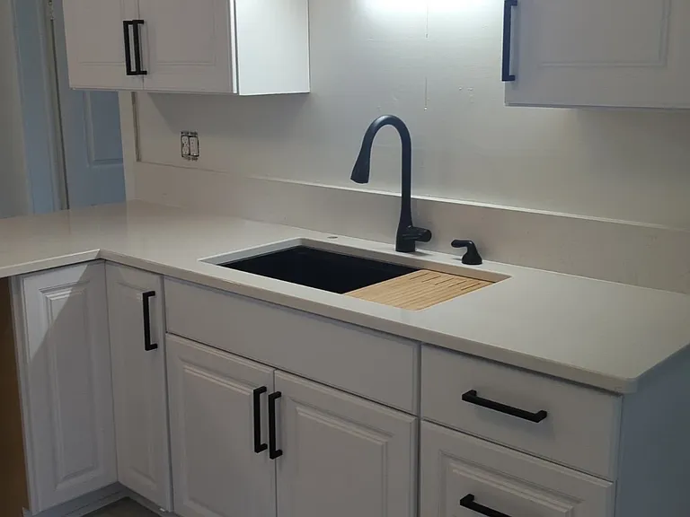 310 W Scott St #A — Photo 3