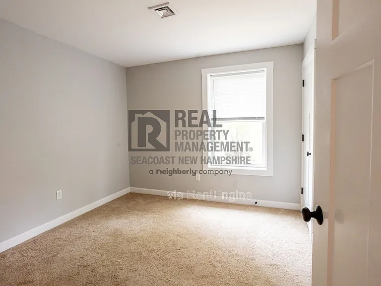 8 Winslow Dr — Photo 24