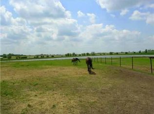 22870 S Moonlight Rd, Spring Hill, KS 66083