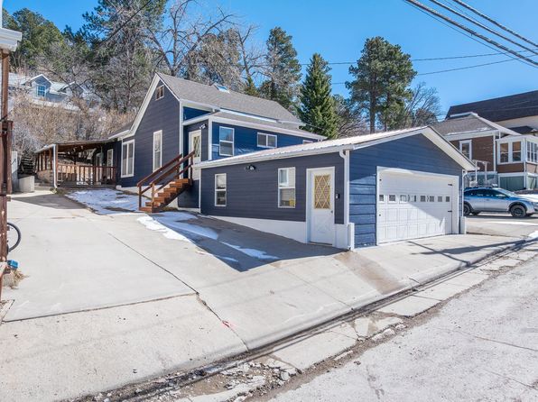 406 Sawyer St, Lead, SD 57754