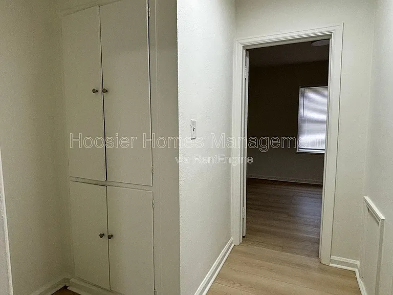 1509 N Chester Ave — Photo 12