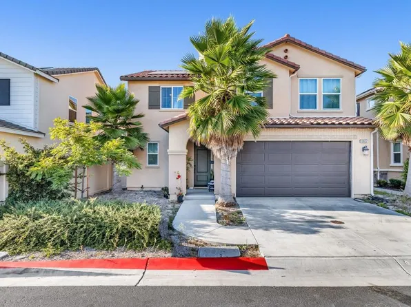 10652 Busch St, Spring Valley, CA 91978