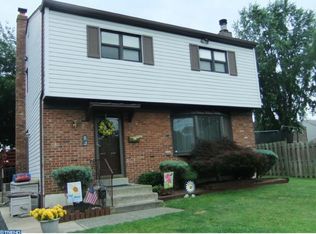 222 W Hinckley Ave, Ridley Park, PA 19078