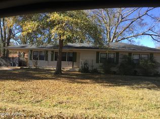 109 Bailey Ave, Quitman, MS 39355
