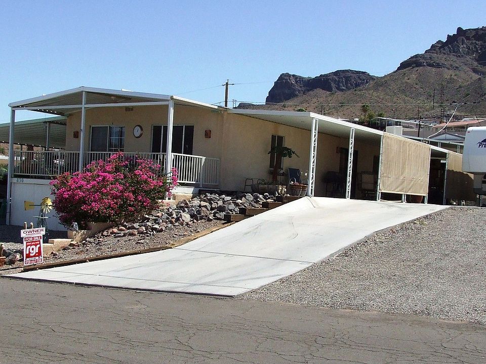 2nd image of 836 Bay View Dr