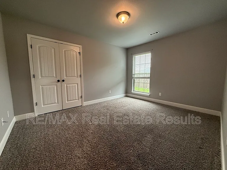 700 Gala Cir — Photo 18