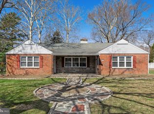 245 Gibbsboro Rd, Clementon, NJ 08021