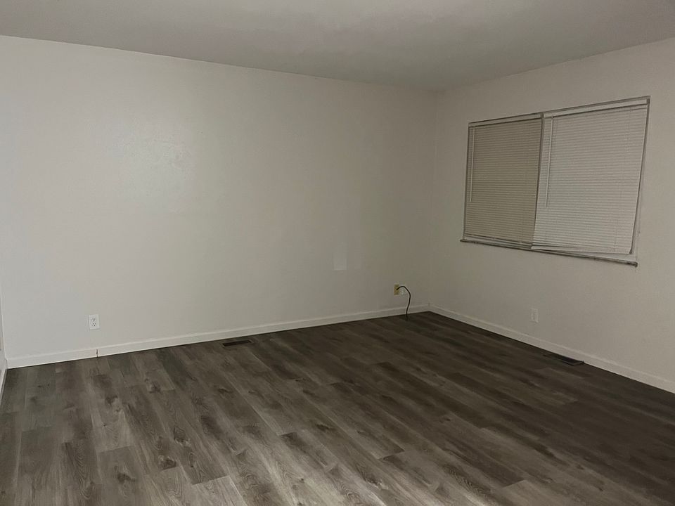2nd image of 401 S Enterprise St APT C