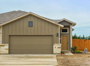 4050 Shiloh Ct, Midlothian, TX 76065