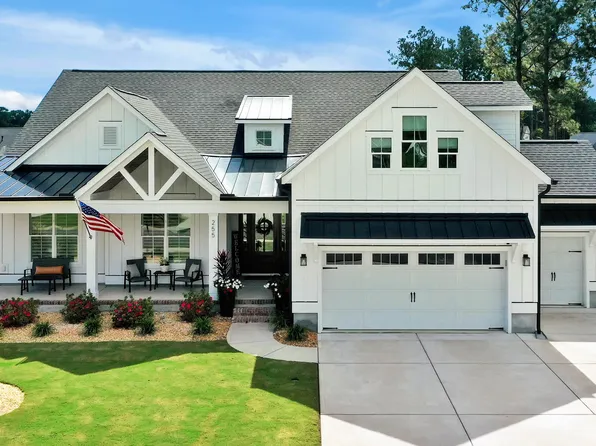255 Bluenose Lane, Hampstead, NC 28443