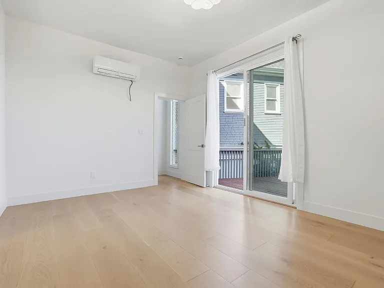 172 Bella Vista Ave #C — Photo 13