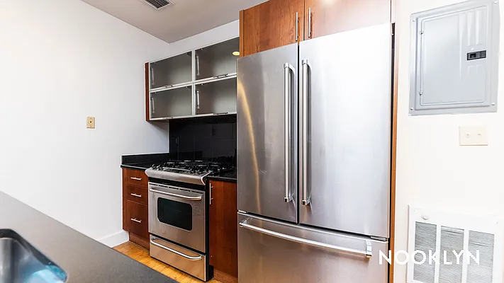 Rented by Nooklyn NYC LLC | media 7