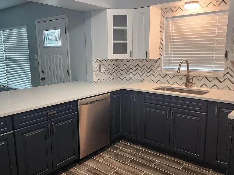 940 Spruce Dr — Photo 8