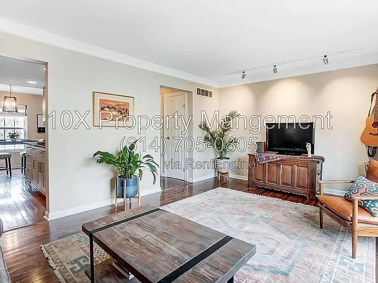 2566 Shore Line Ln — Photo 10