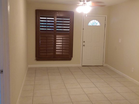 2nd image of 7017 Lakeshore Dr