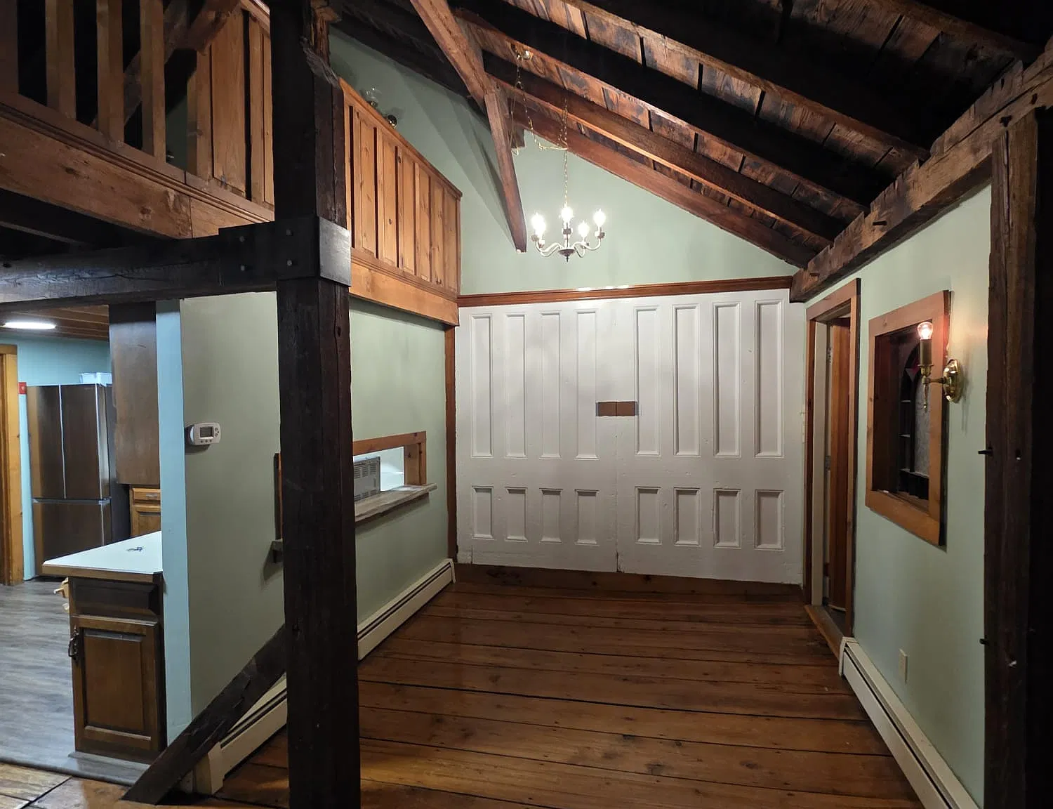 2 bed, $1,400 — Photo 4