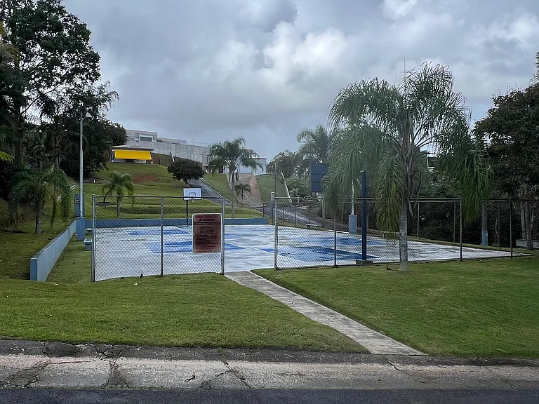 11 Camino Real — Photo 35