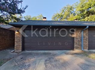 2116 Woodnote Ln, Garland, TX 75040