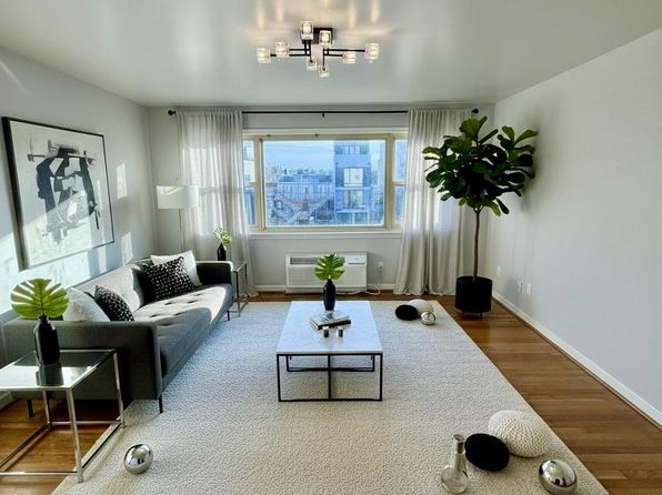 610 Longfellow St NW APT 404