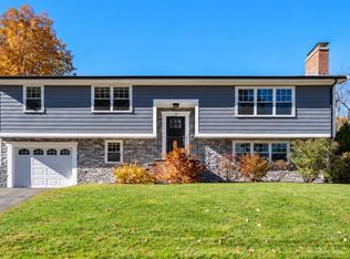 72 Yarmouth Rd, Norwood, MA 02062