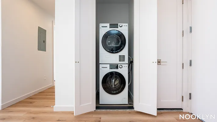 Rented by Nooklyn NYC LLC | media 115