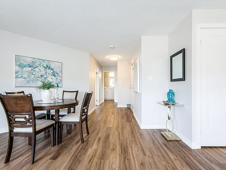200 Denistoun St — Photo 11