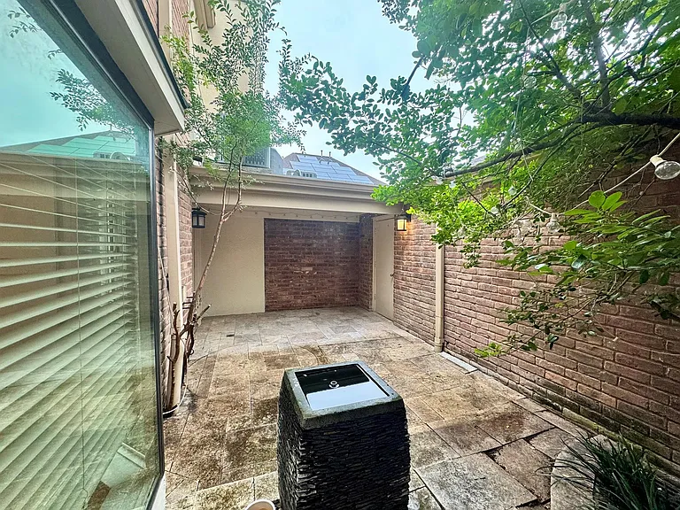 2323 Bering Dr #2 — Photo 45