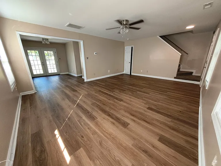 2408 Gelsinger Ave — Photo 2