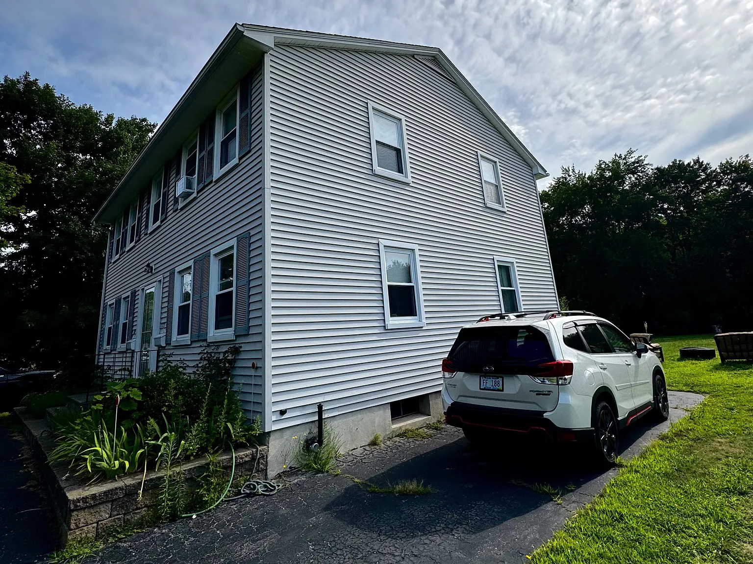 2 bed, 950 sqft, $2,100 — Photo 4