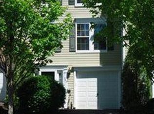 359 Murrays Ln, Pittsburgh, PA 15234