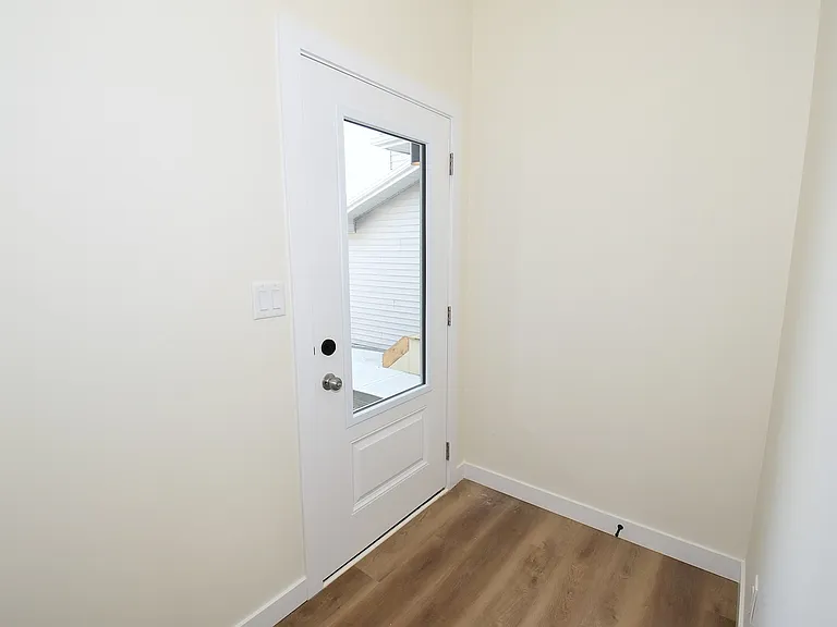 2131 5th Ave SW — Photo 15
