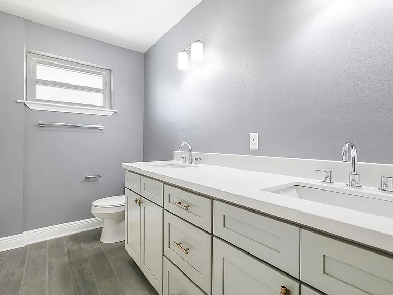 6662 Avenue A — Photo 8