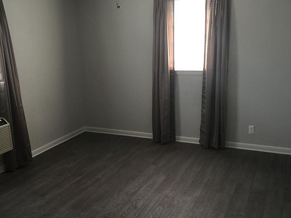 Large Bedroom