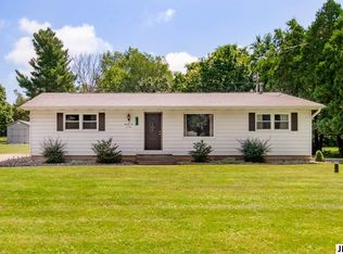 7101 Browns Lake Rd, Jackson, MI 49201