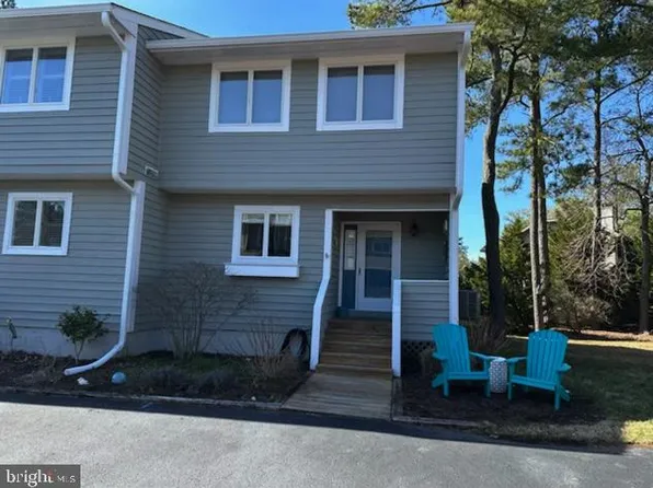 828 Westwood Ave #D, Bethany Beach, DE 19930
