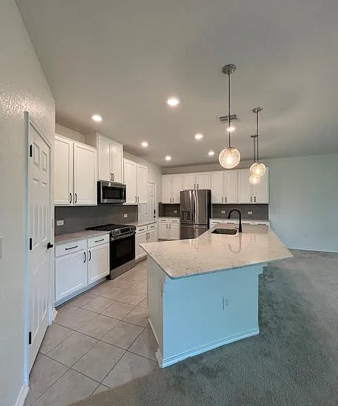 7925 Crystalbrook W — Photo 4