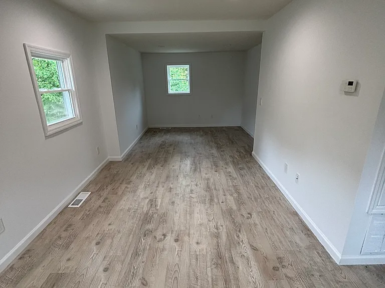 16 Hamilton Rd — Photo 4