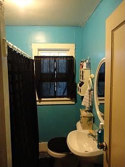 5th image of 203 E 1st St