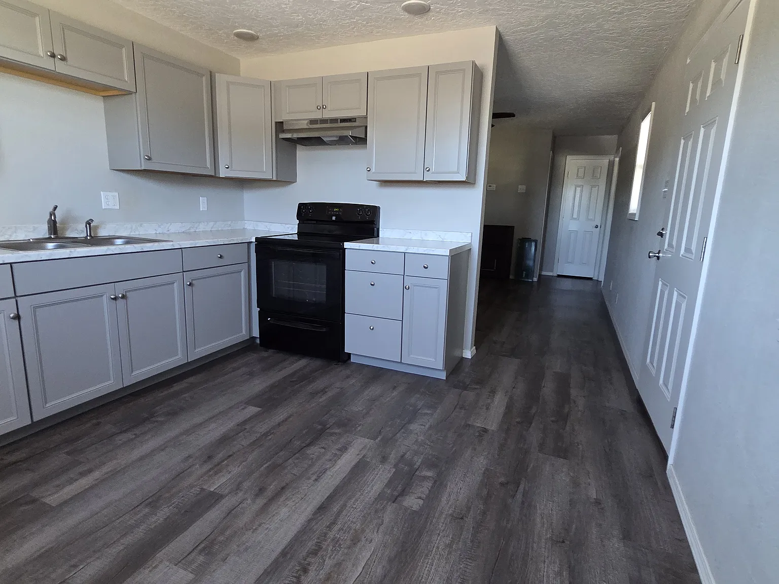 1 bed, 576 sqft, $650 — Photo 1