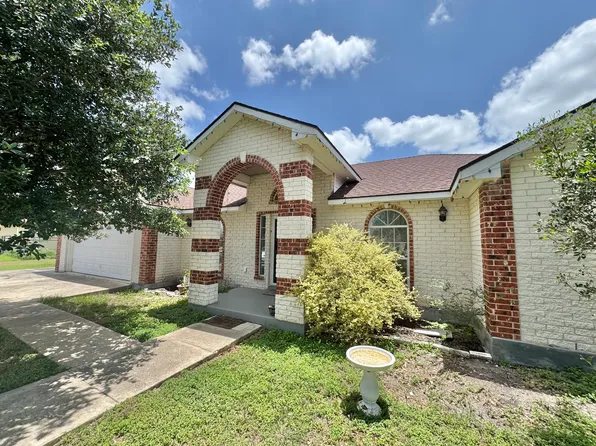 14410 Mangold Ln, Atascosa, TX 78002